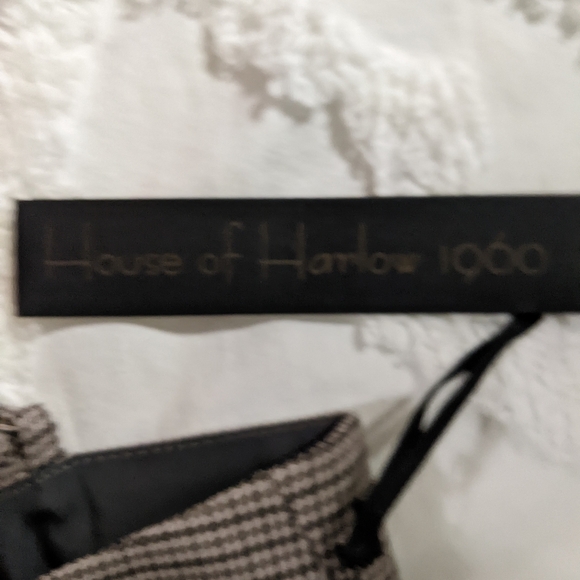 NWT House of Harlow 1960 Super cropped tank top - Picture 4 of 4